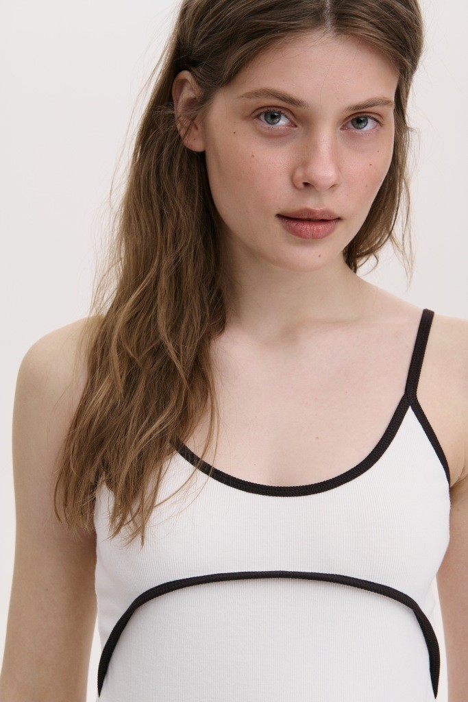 ТРИКОТАЖНИЙ ТОП НА ТОНКИХ БРЕТЕЛЯХ 1269 зображення 1